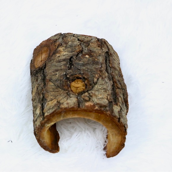 Reptile Hide - Half Natural Wood Log Hide for Reptiles - Picture 8 of 9